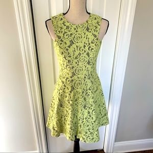 BEBE dress like new lace
